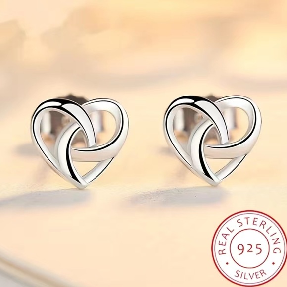 NWT Sterling Silver Silver Hollow Cross Heart Shaped Stud Hypoallergenic - Picture 6 of 7